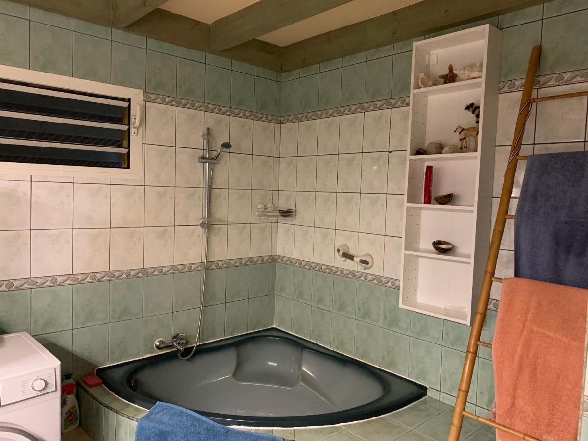 Le Dodo Sale Apartment Étang-Salé les Bains Екстериор снимка